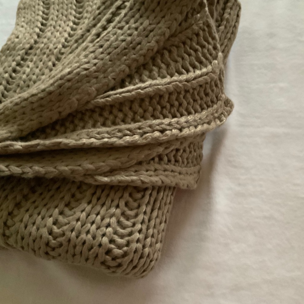 MICHAEL ARAM Metallic Rib Knit Throw - Picture 5 of 12